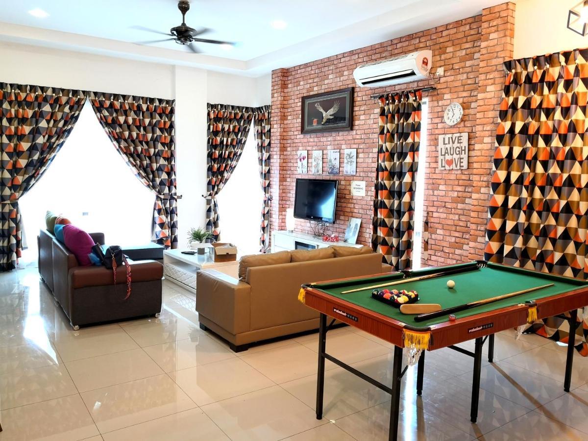 Teluk Batik 17Paradisehome Private Pool Karaoke Snooker Bbq 15Pax Lumut Zewnętrze zdjęcie