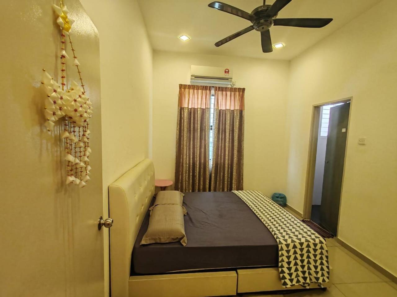 Teluk Batik 17Paradisehome Private Pool Karaoke Snooker Bbq 15Pax Lumut Zewnętrze zdjęcie